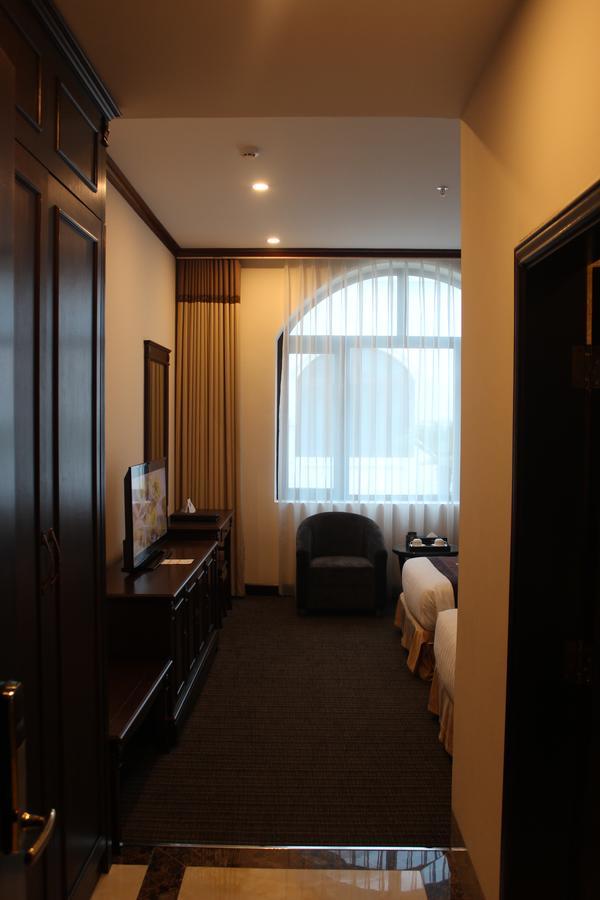 Hai Yen Luxury Hotel Cam Pha Dış mekan fotoğraf