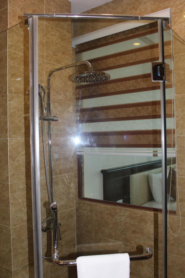 Hai Yen Luxury Hotel Cam Pha Dış mekan fotoğraf